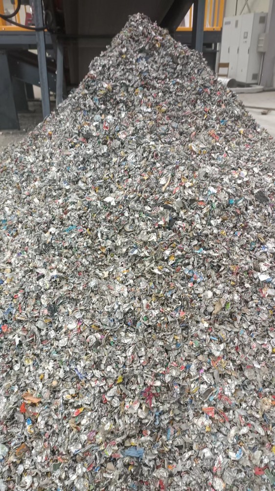 韓國地區(qū)路友破碎機(jī)打料測試